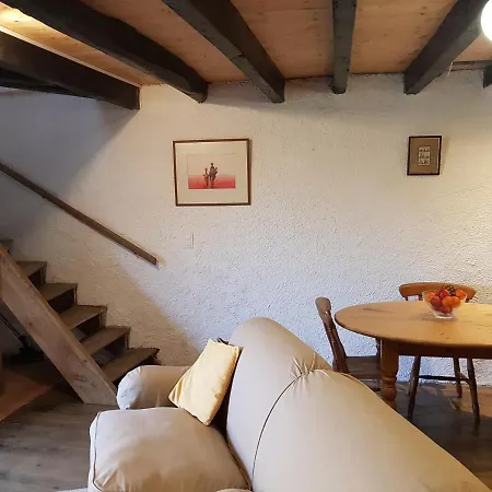 Bay Cottage Gite, Busserolles. Esterno foto