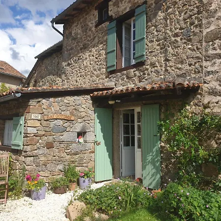 Bay Cottage Gite, Busserolles. Esterno foto