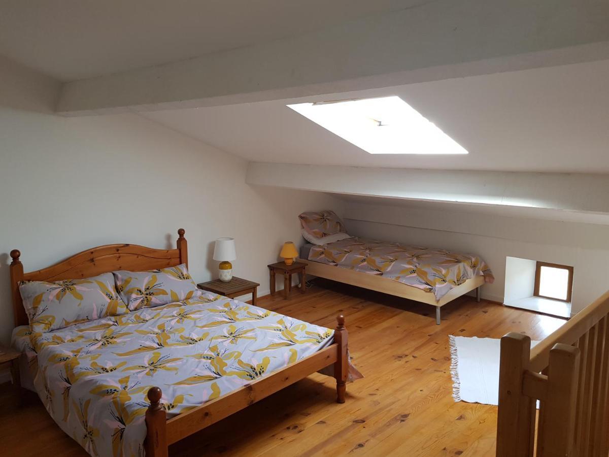 Bay Gite, Busserolles. Holiday home